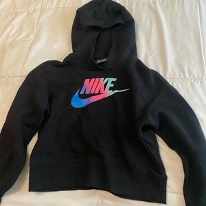 Nike hoodie girls